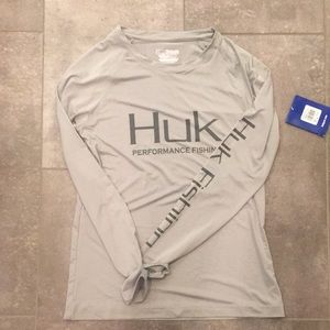Huk women’s pursuit long sleeve tech shirt